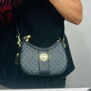 Super cute Black and Gray Shoulder Bag with extra small strap